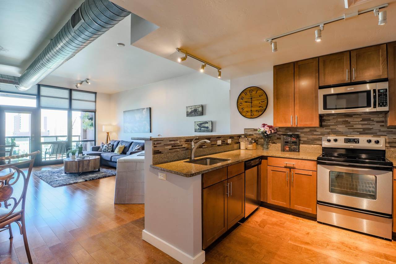 310 4TH Street - Photo 1