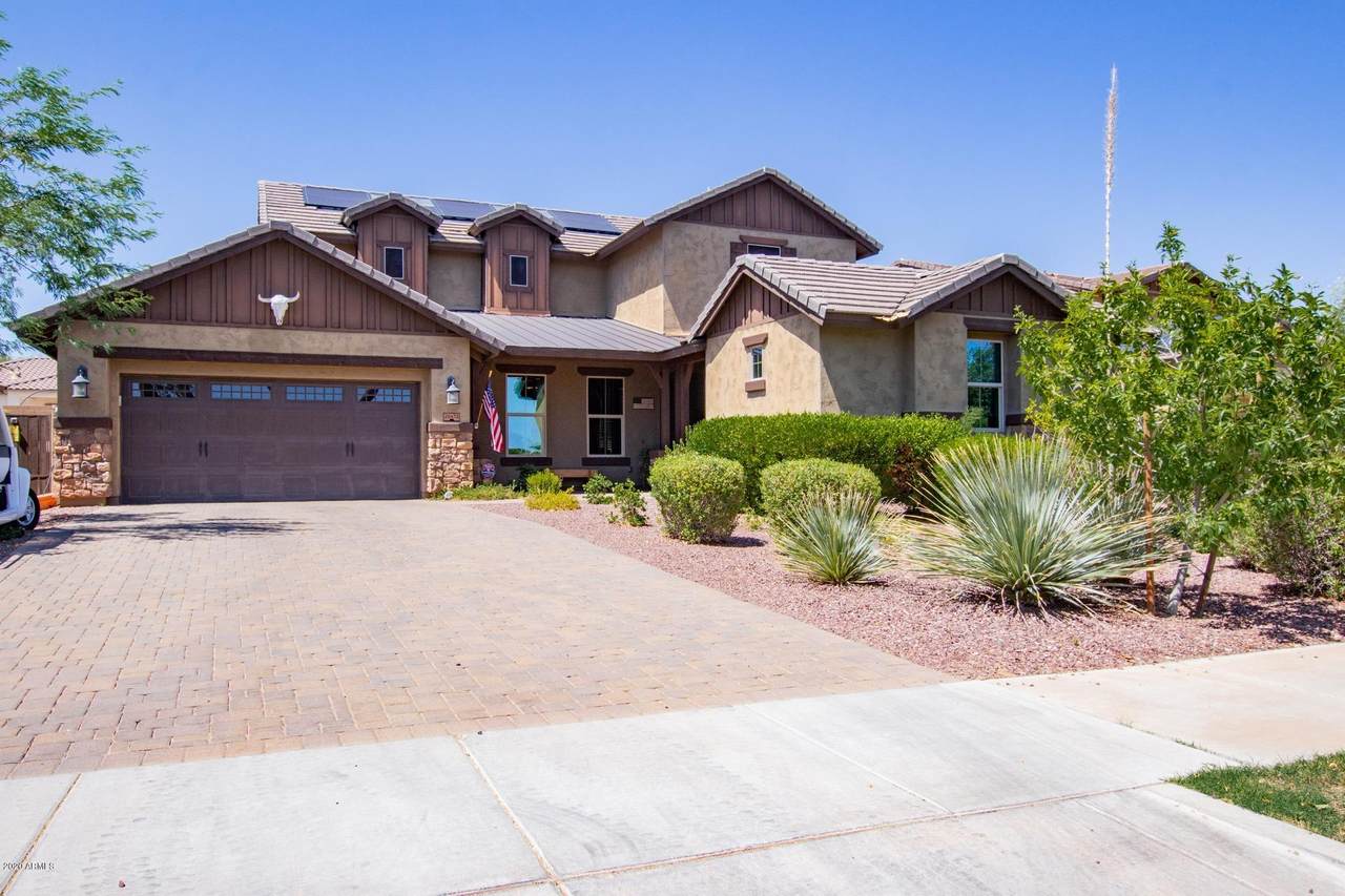 20472 Hamilton Street - Photo 1