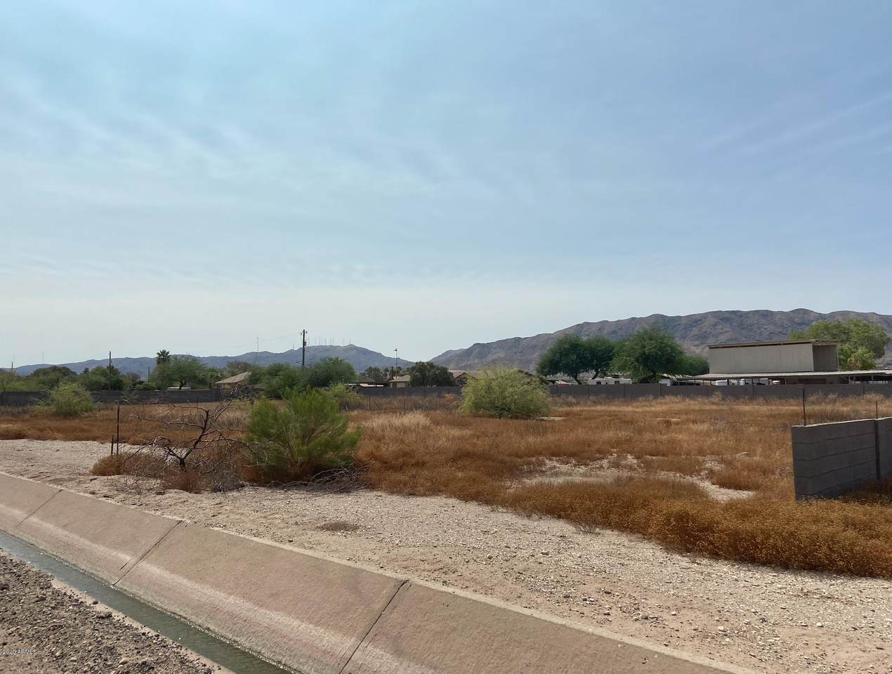 3099 South Mountain Avenue - Photo 1