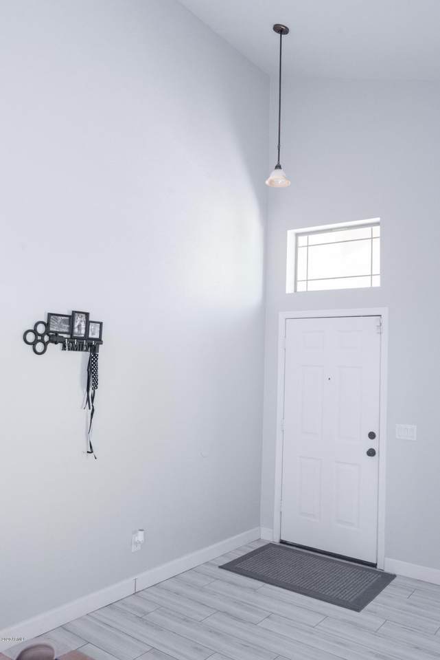 23577 Huntington Drive - Photo 1