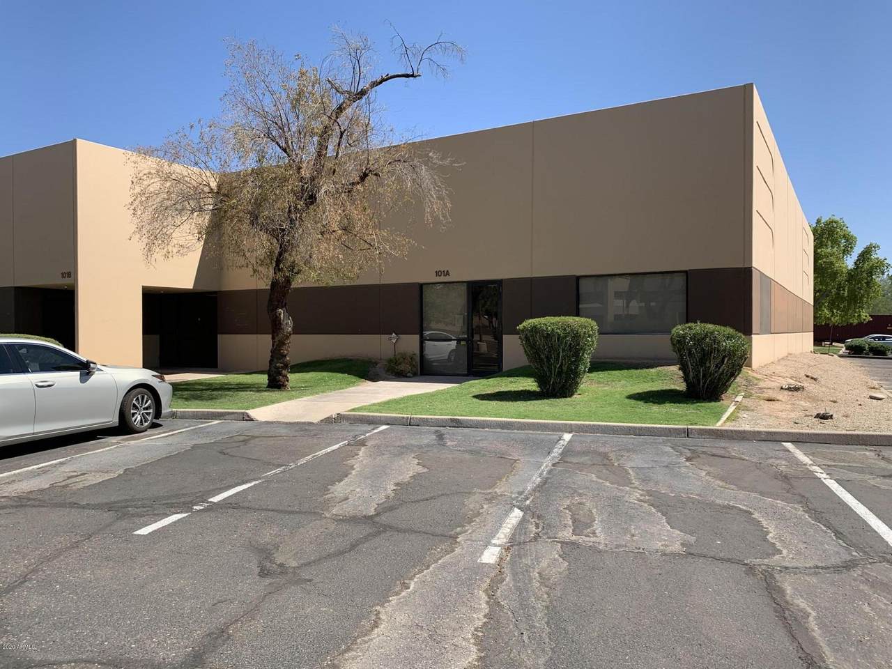 9419 San Salvador Drive - Photo 1