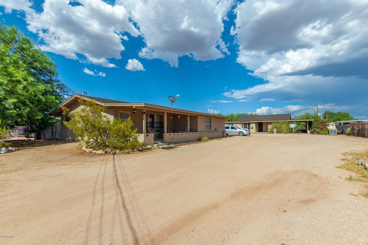 225 Grand Drive - Photo 1