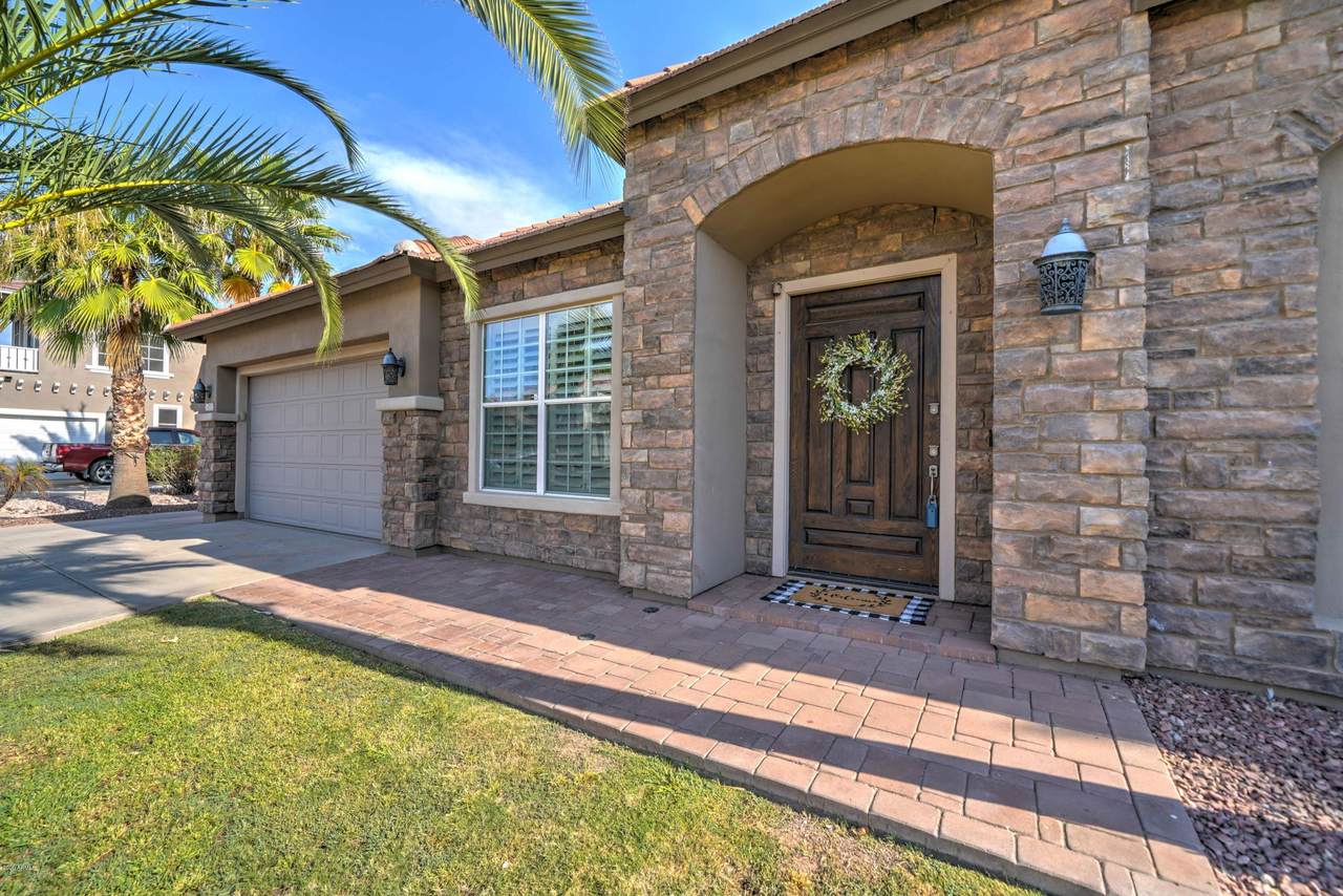 409 Horseshoe Drive - Photo 1