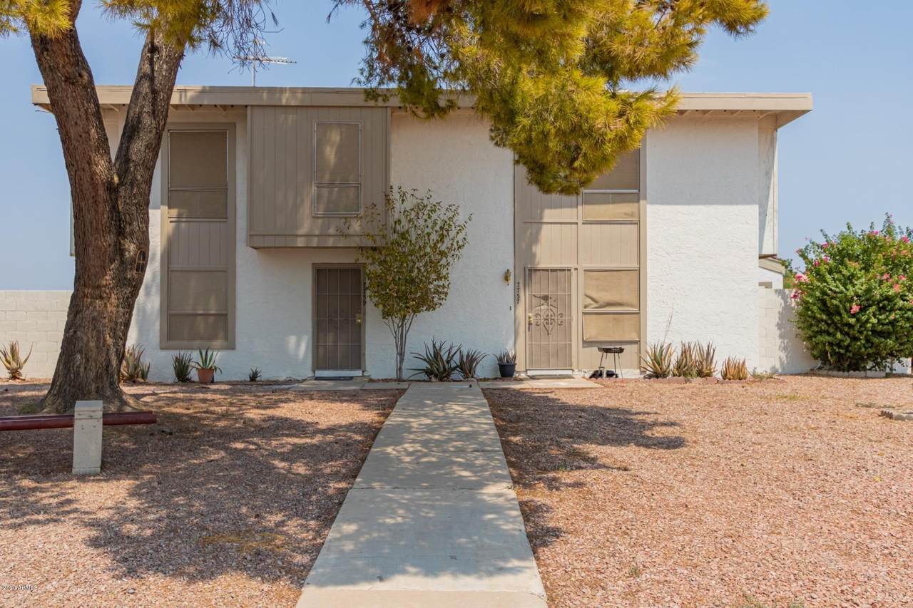 7759 Glenn Drive - Photo 1