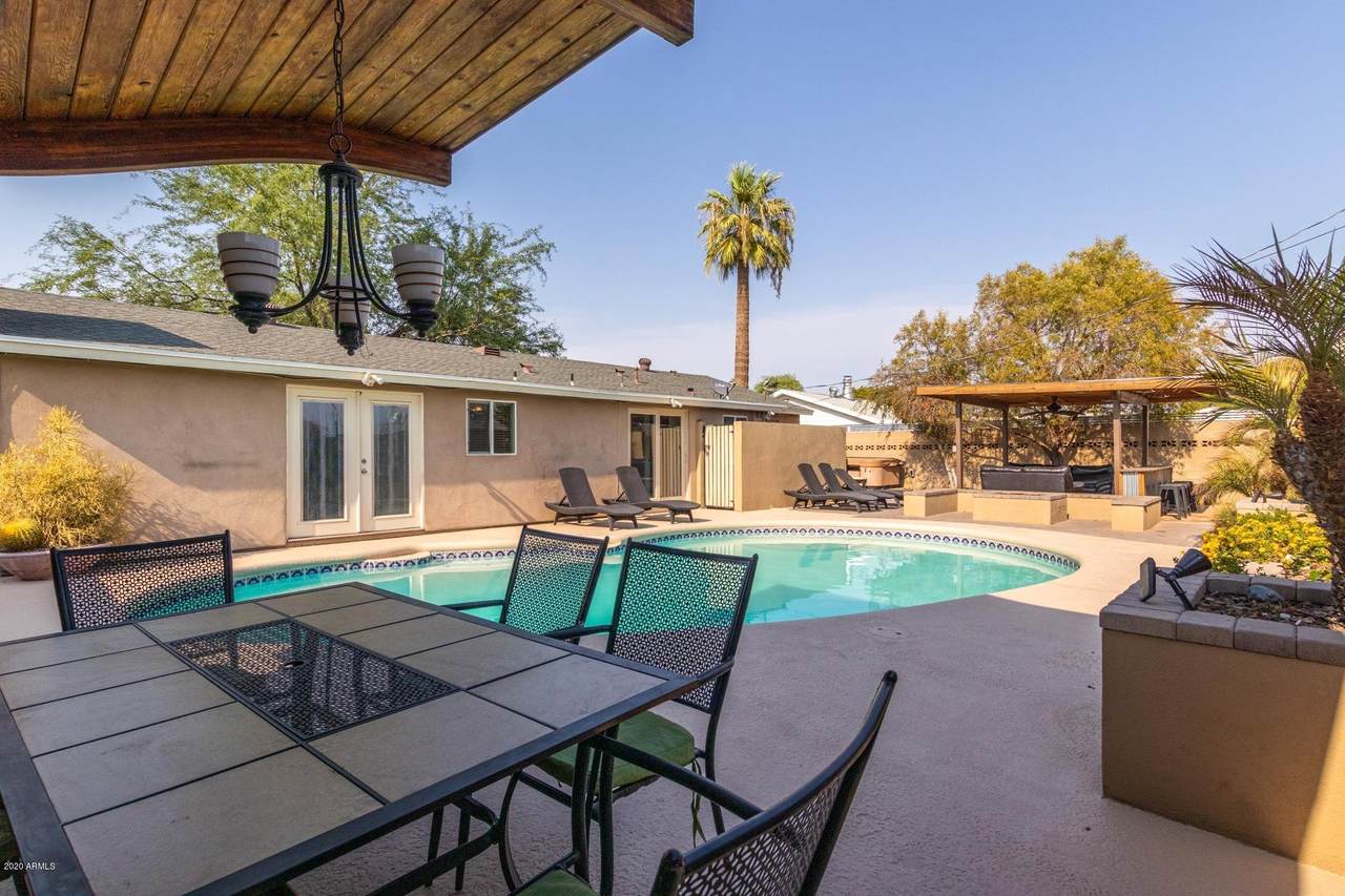 6913 Diamond Street - Photo 1