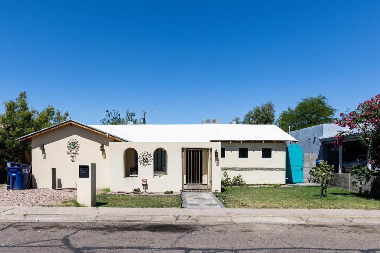 1426 Kenneth Place - Photo 1