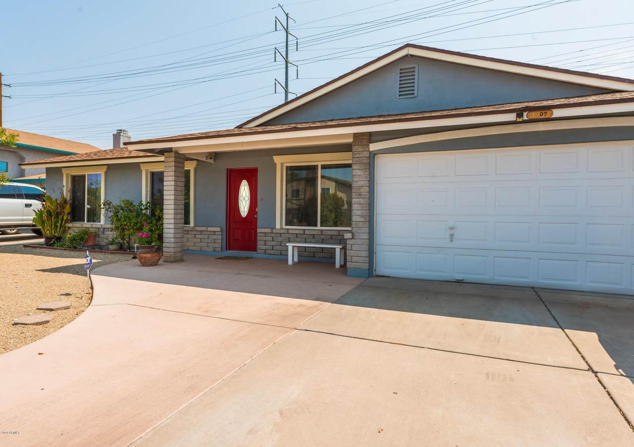 1407 Fremont Road - Photo 1