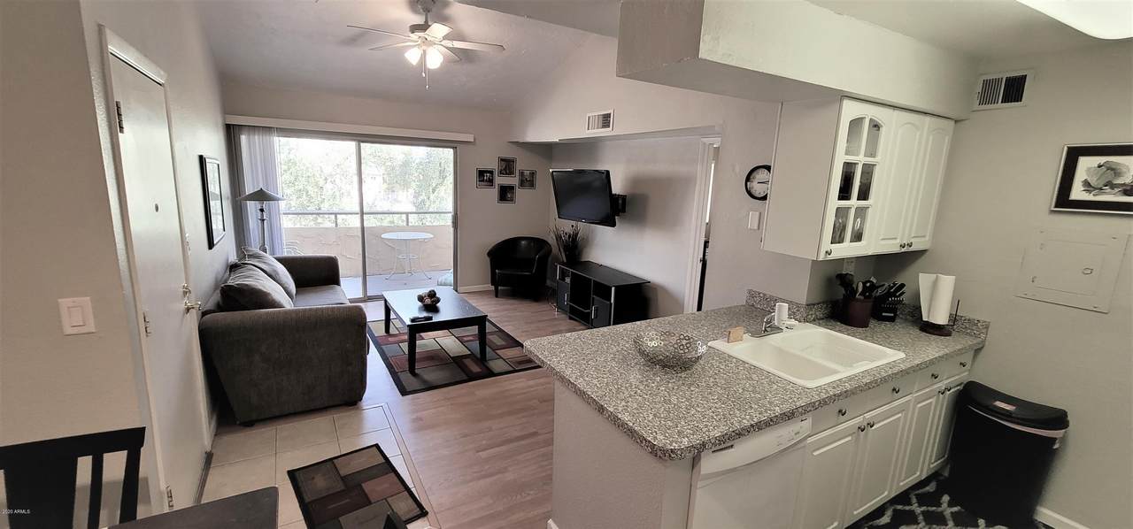 8055 Thomas Road - Photo 1