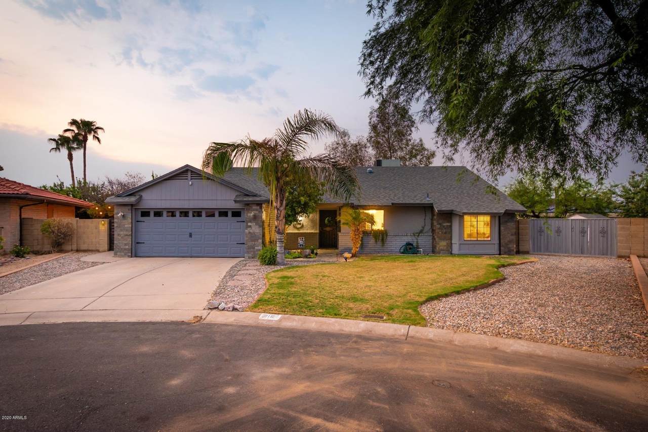 916 Grandview Road - Photo 1