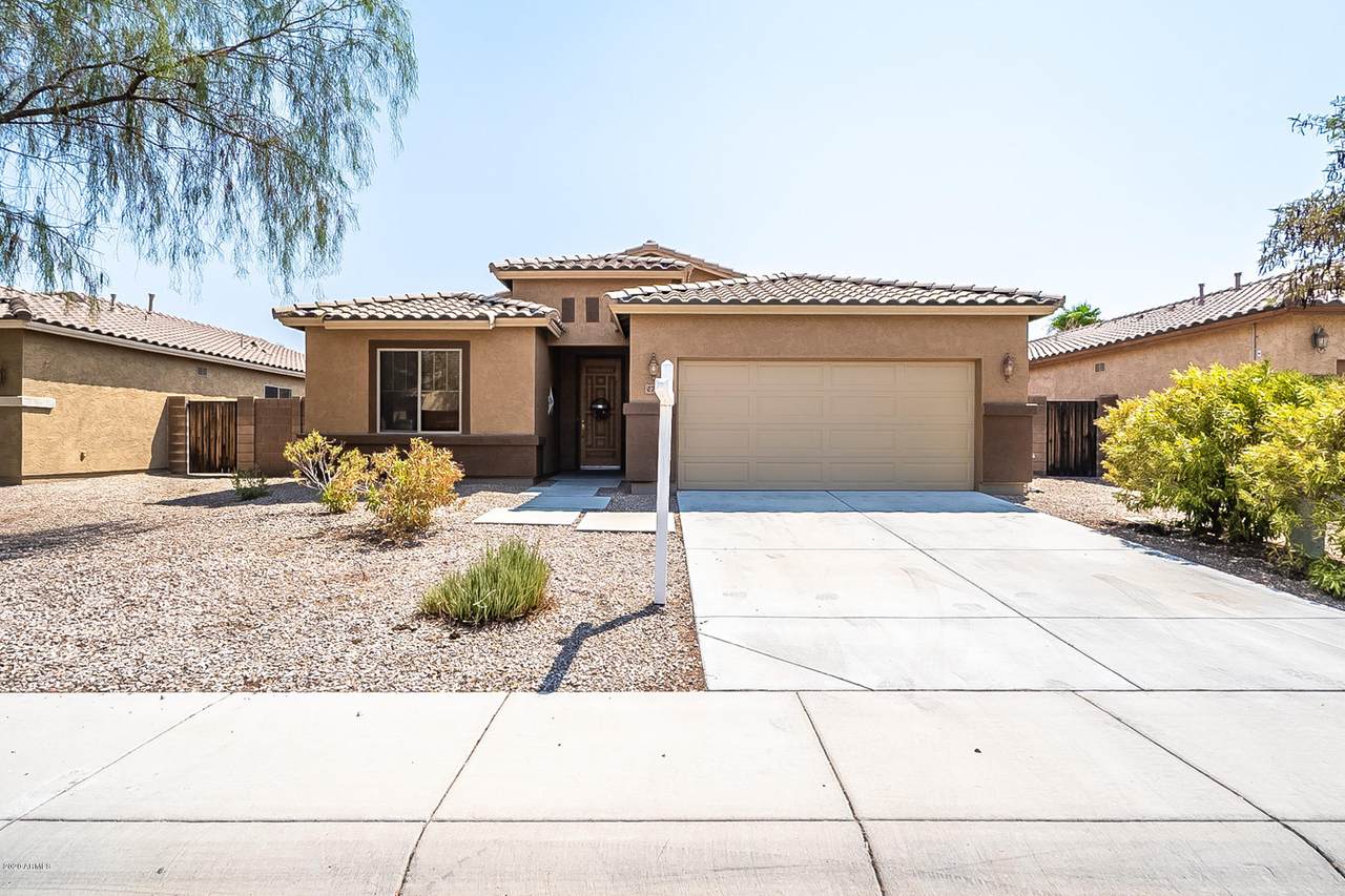 2703 Mila Way - Photo 1