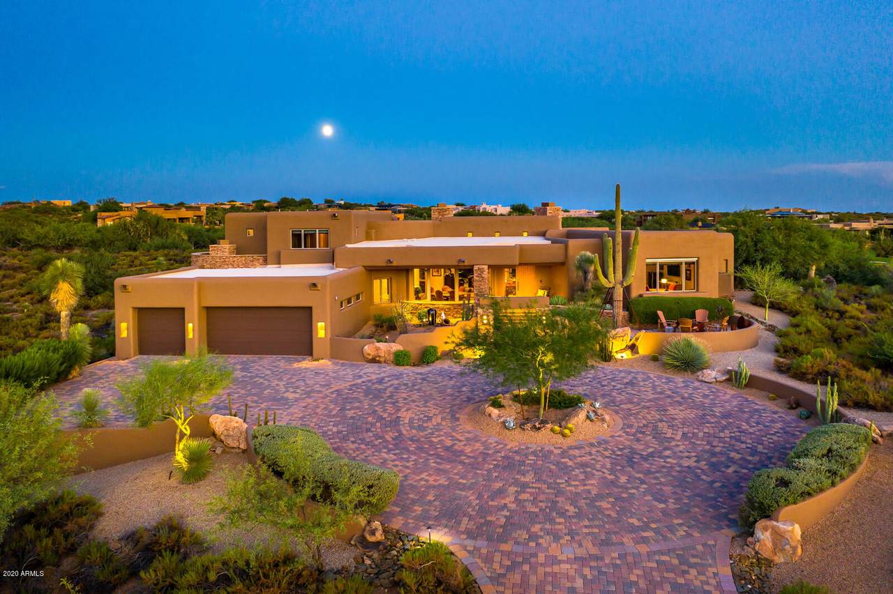 11181 Mesquite Drive - Photo 1