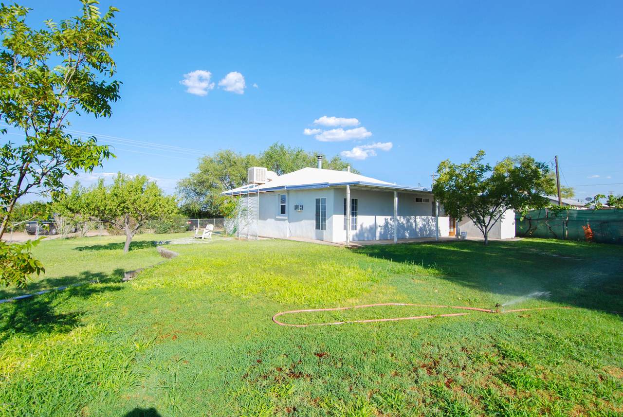 7910 Us Highway 191 - Photo 1