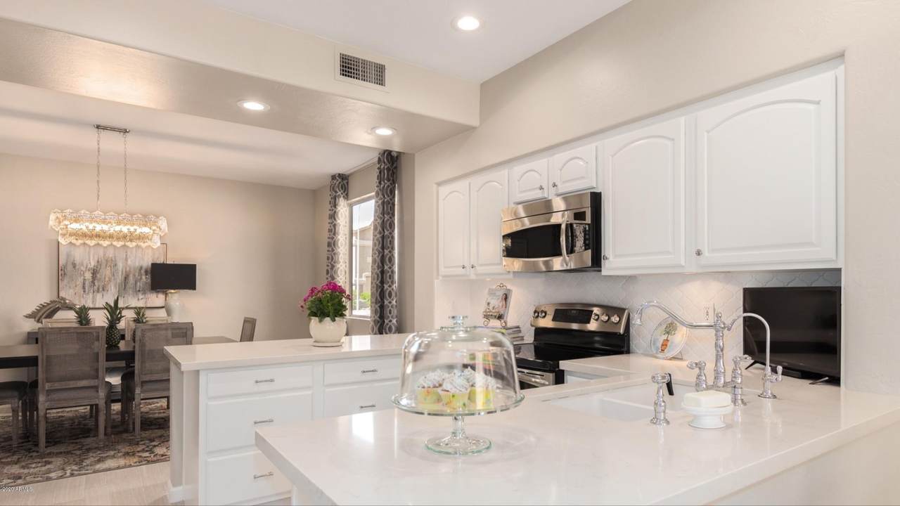 2130 Briarwood Terrace - Photo 1