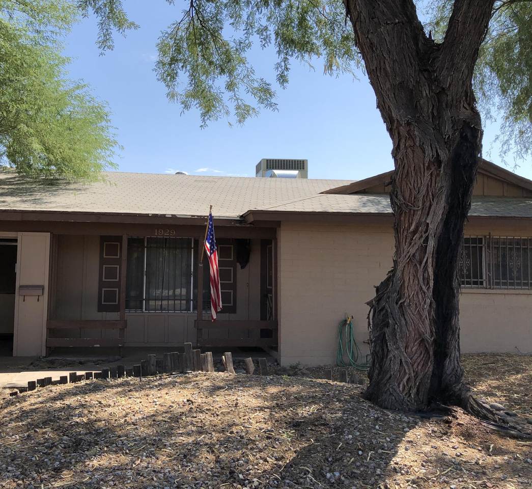 1929 Meadow Drive - Photo 1