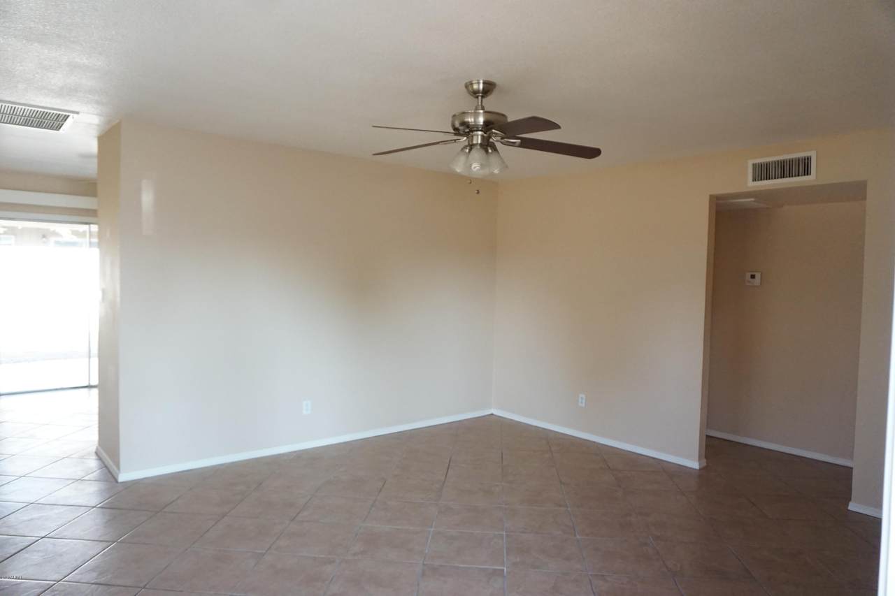 1449 Doran - Photo 1