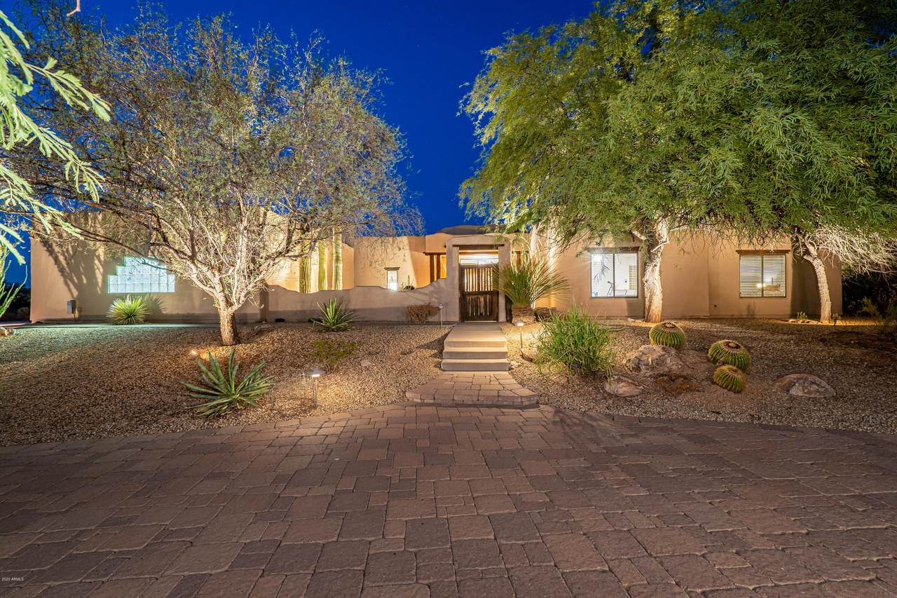 9222 Diamond Rim Drive - Photo 1