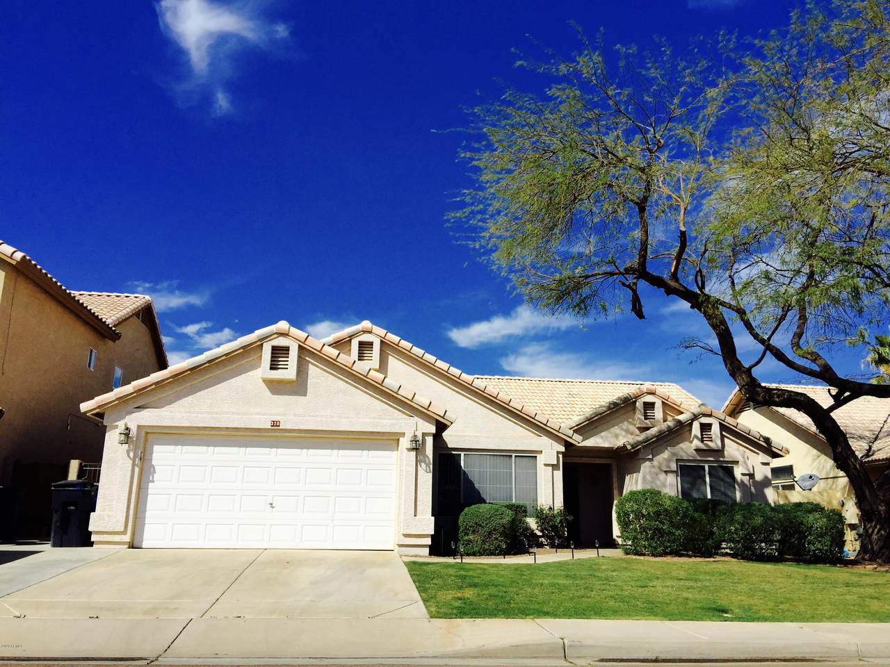 370 Leoma Lane - Photo 1