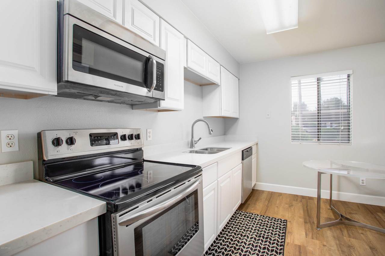 9345 92ND Street - Photo 1