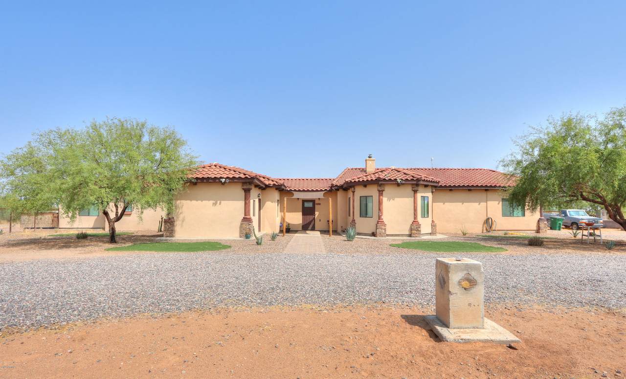 8103 Warren Road - Photo 1