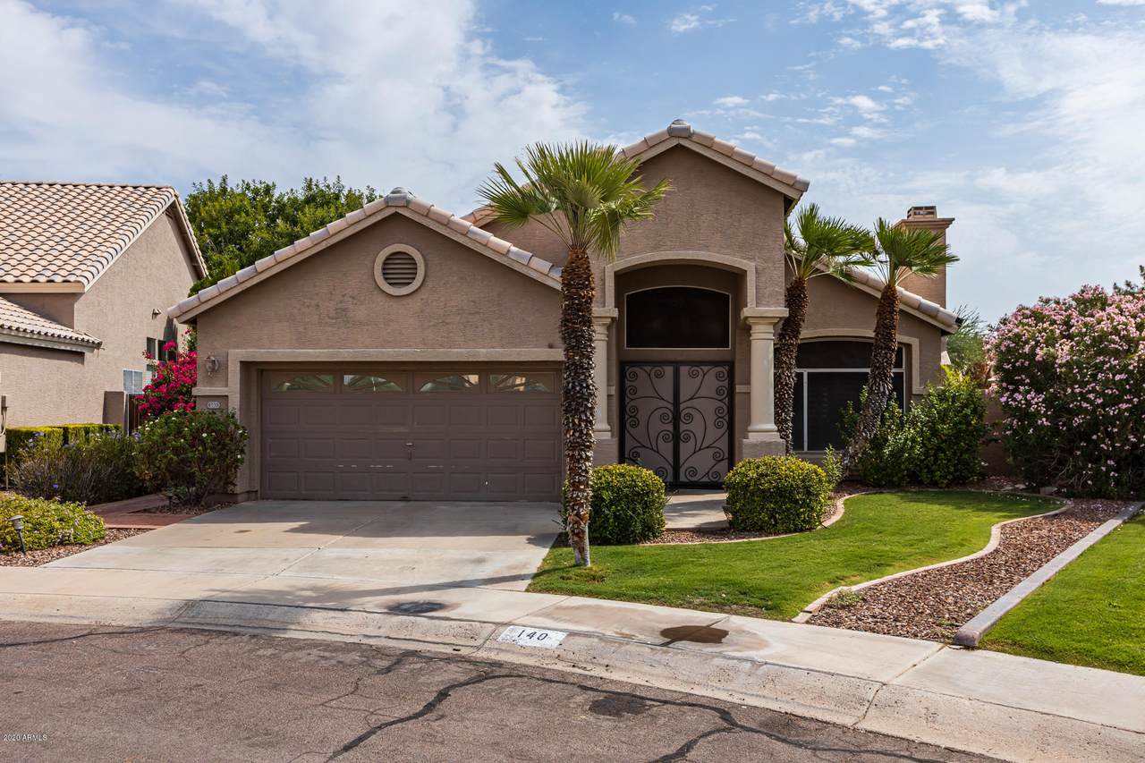 140 Palomino Drive - Photo 1