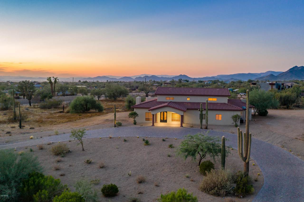 6950 Dixileta Drive - Photo 1
