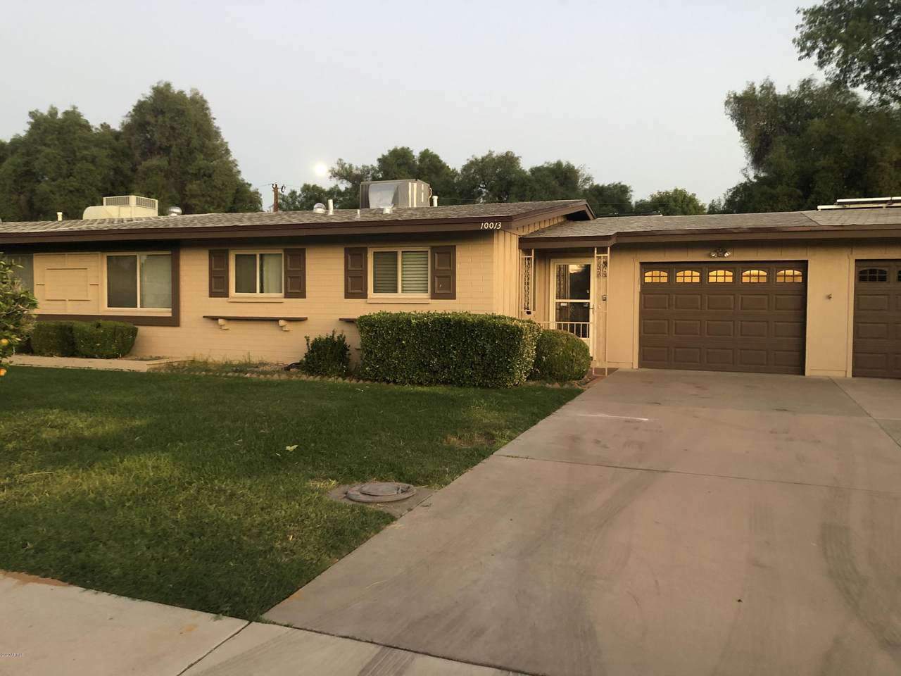 10013 Lakeview Circle - Photo 1
