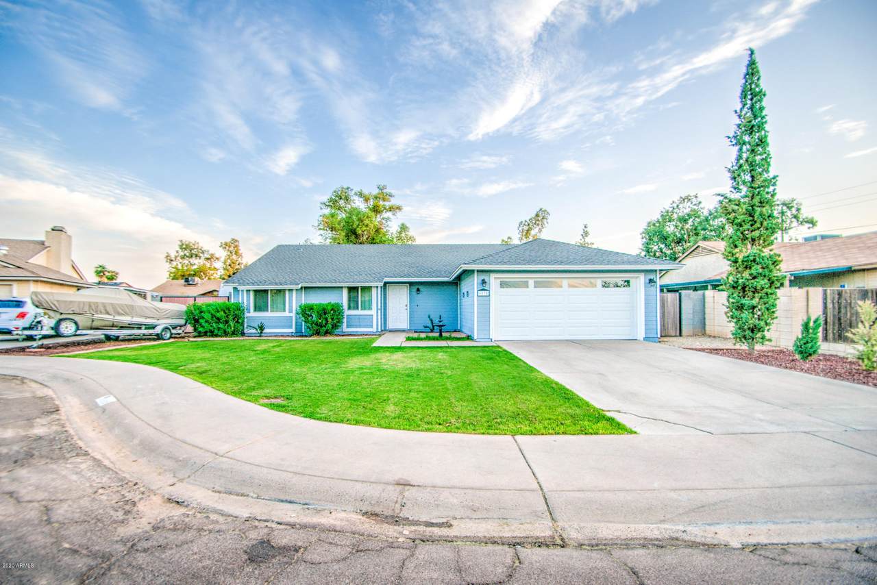 6035 Manzanita Drive - Photo 1