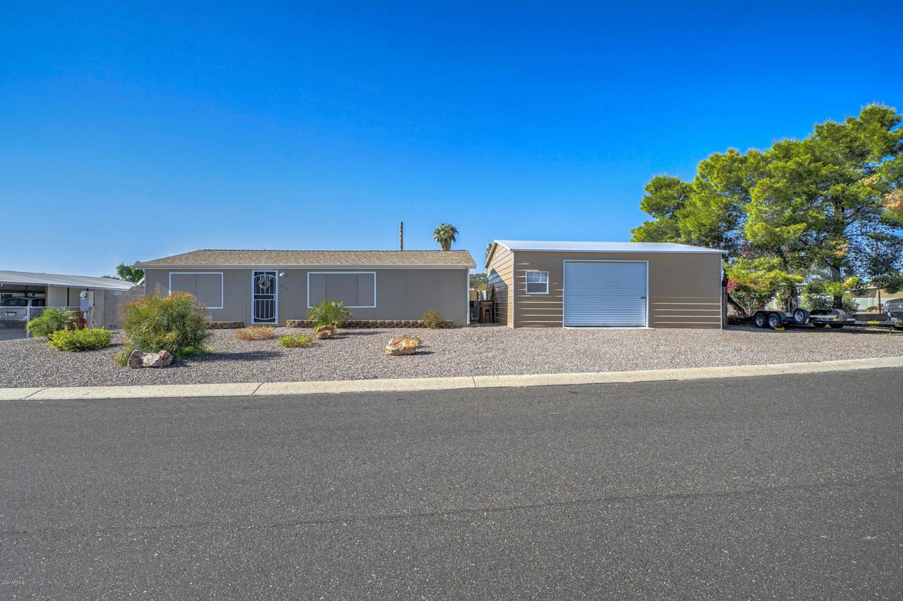 816 Evangeline Avenue - Photo 1