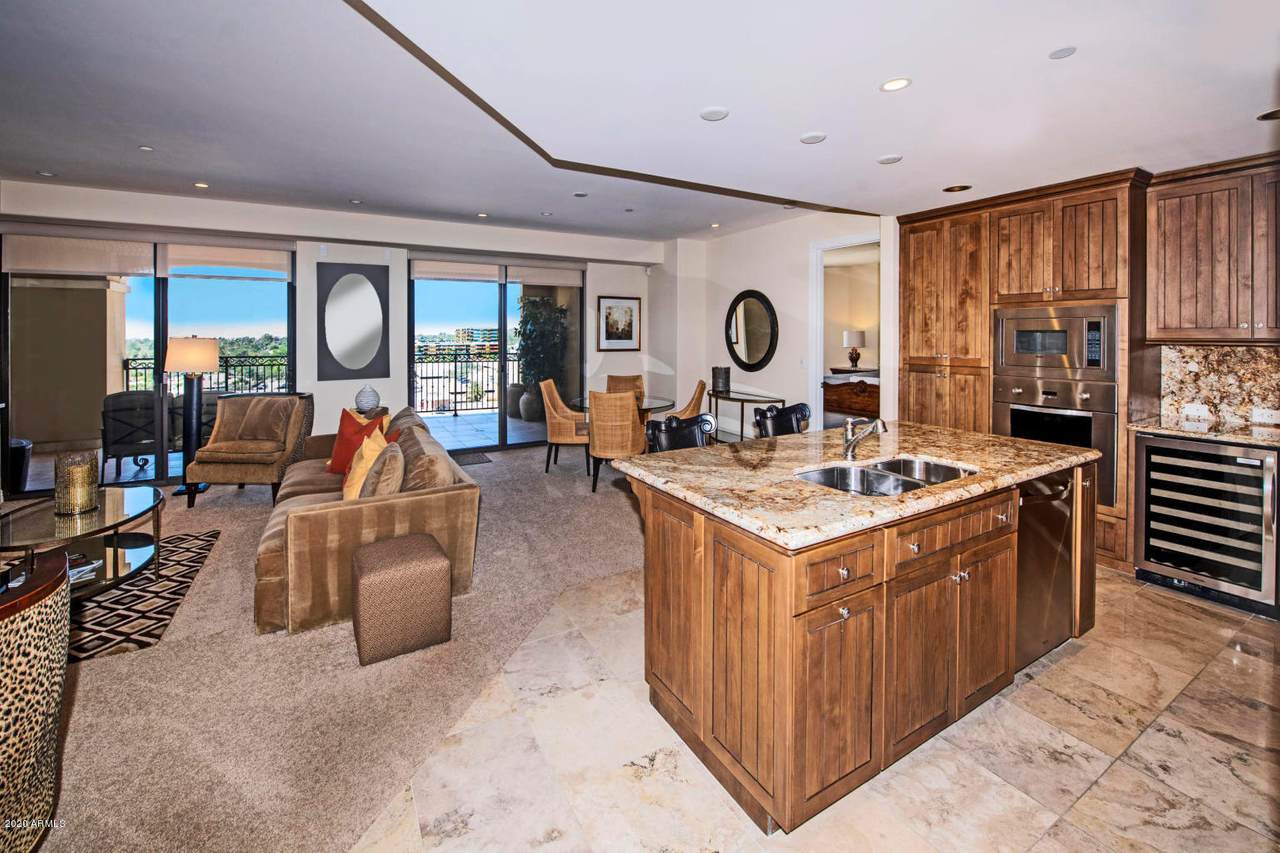 7175 Camelback Road - Photo 1