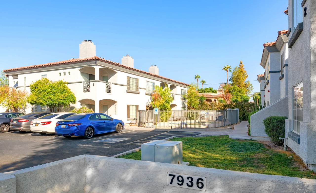 7936 Wilshire Drive - Photo 1