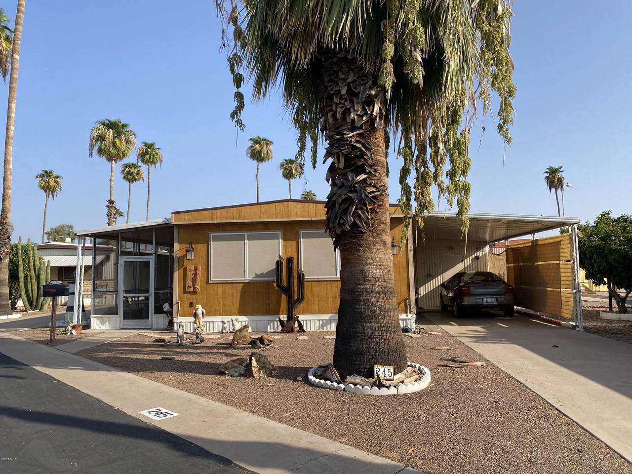 4065 University Drive - Photo 1