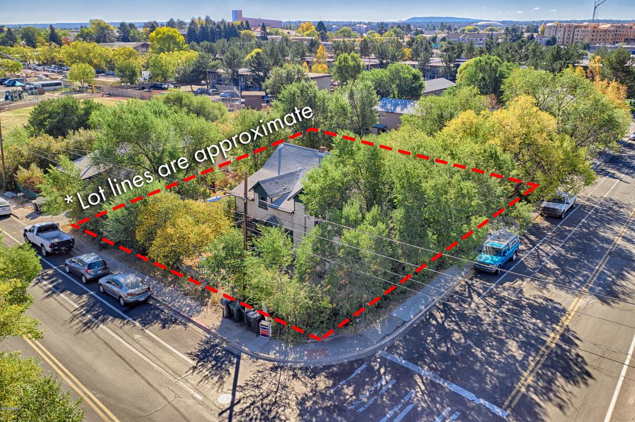 823 Clay Avenue - Photo 1