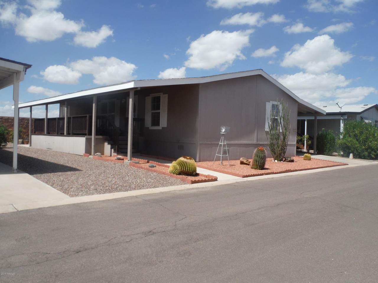 2501 Wickenburg Way - Photo 1