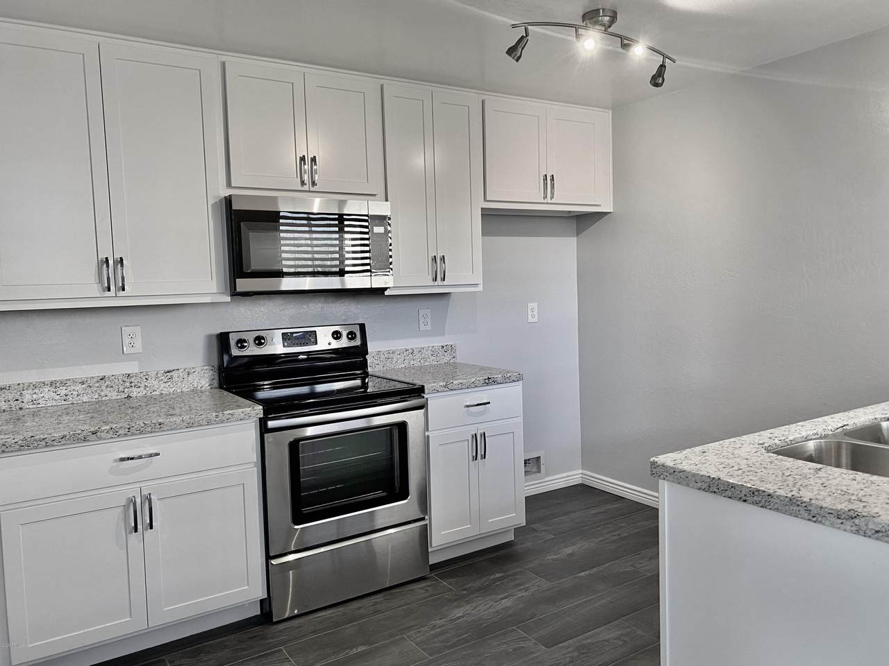 11260 92ND Street - Photo 1