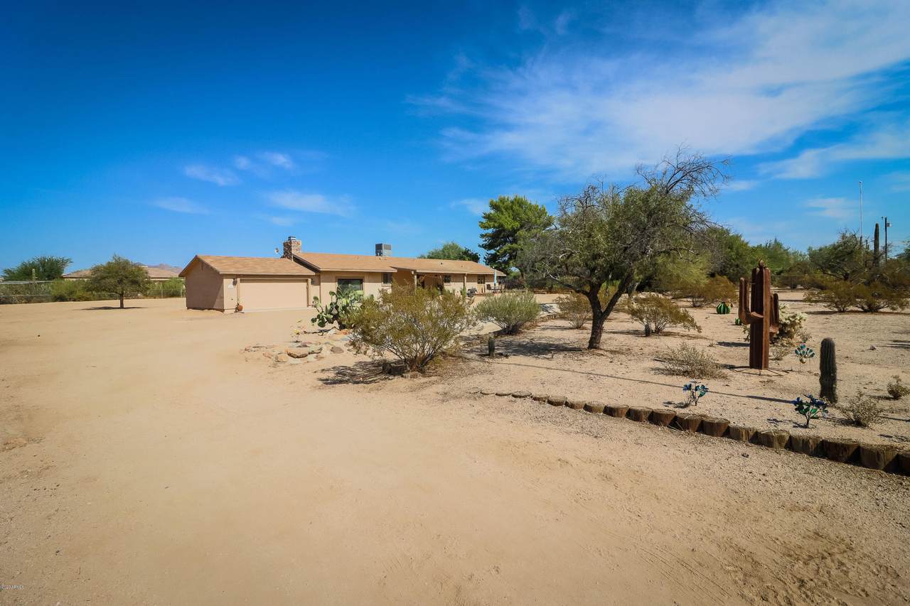 5702 Skinner Drive - Photo 1