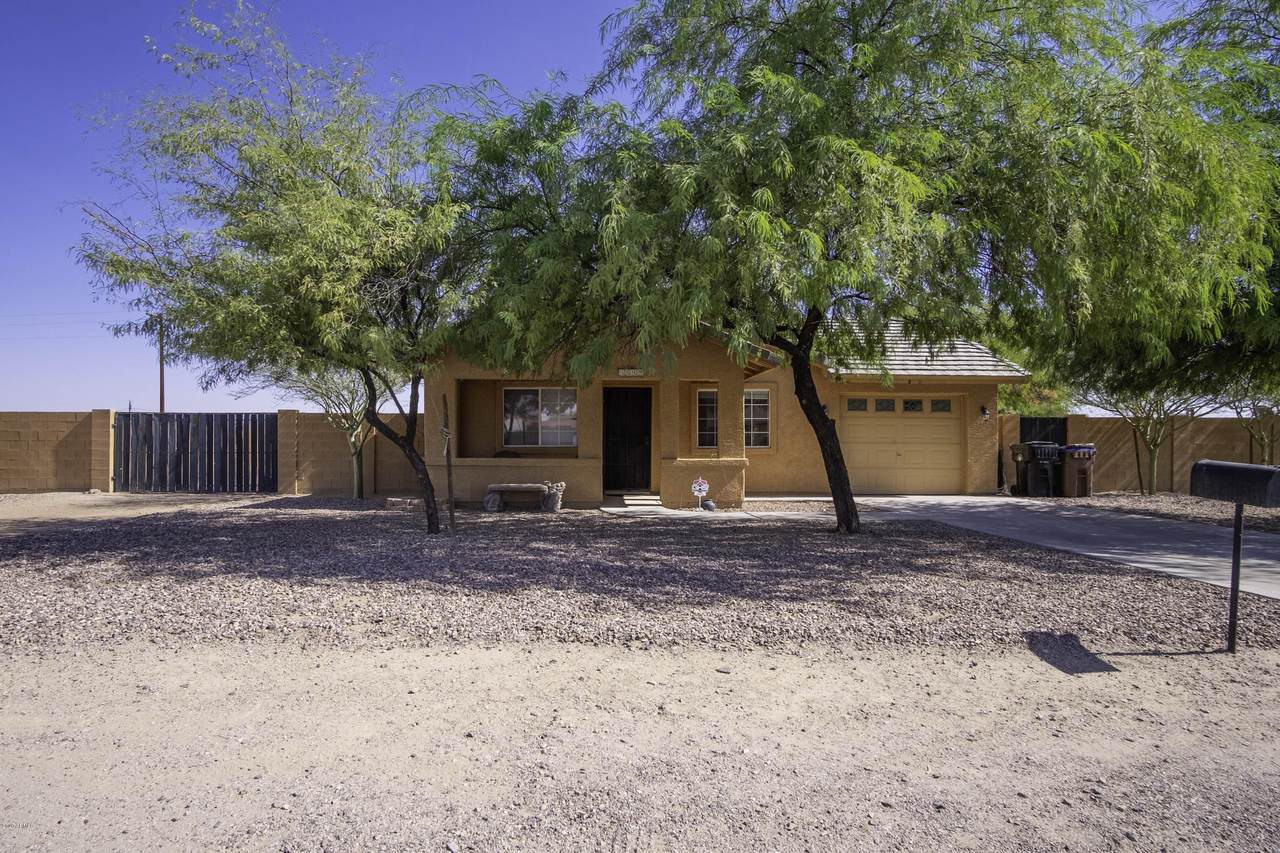 4045 Seminole Circle - Photo 1