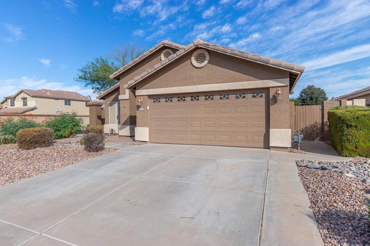 3900 Heather Court - Photo 1