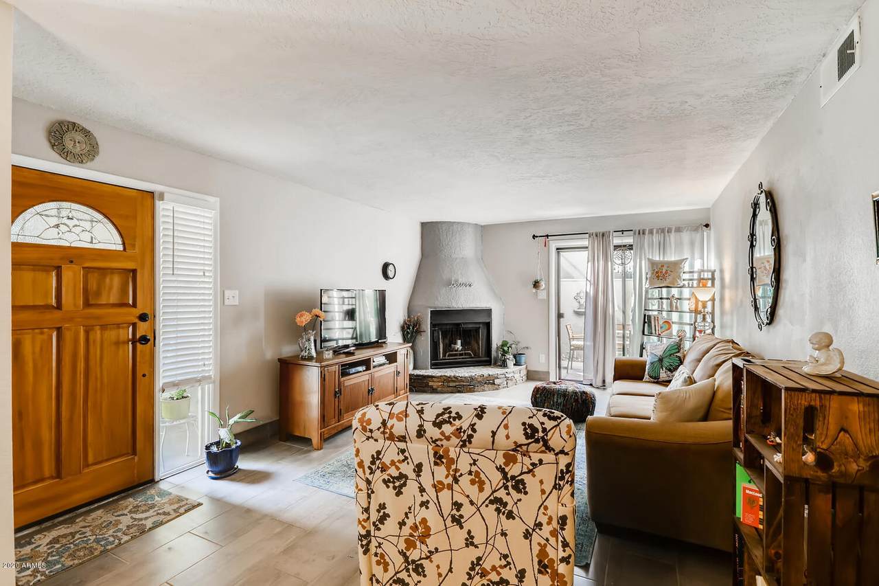 3309 70TH Street - Photo 1