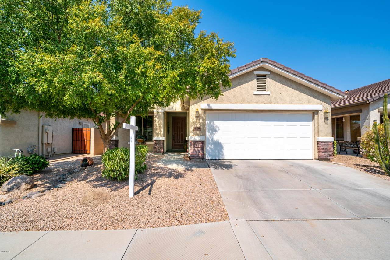 676 Twin Peaks Parkway - Photo 1