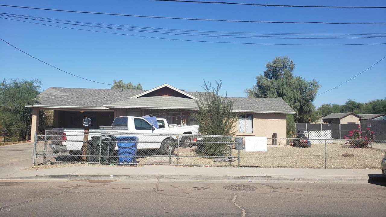 230 Illini Street - Photo 1