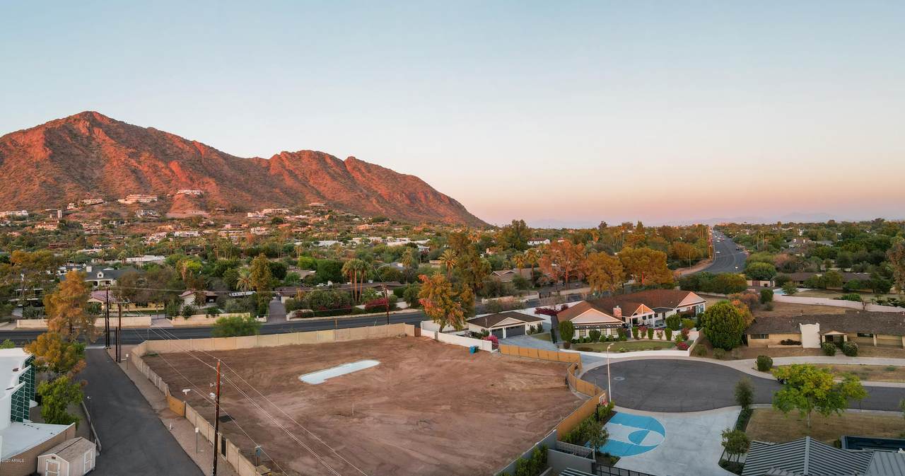 4450 53RD Street - Photo 1