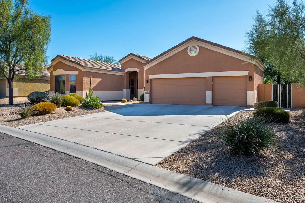 4549 Sleepy Ranch Road - Photo 1