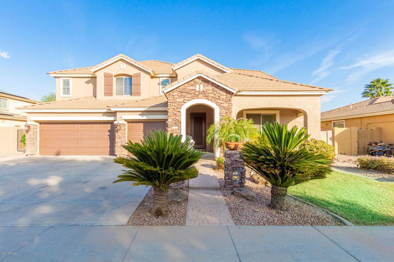 4137 Adelle - Photo 1