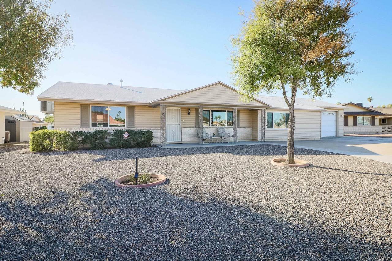 10815 Camden Avenue - Photo 1