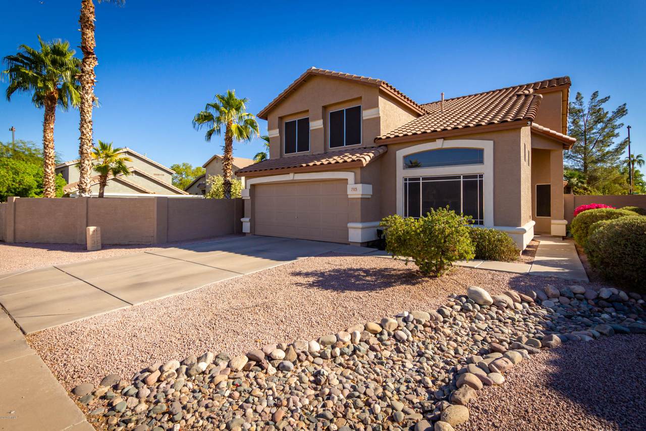 703 Buckskin Terrace - Photo 1