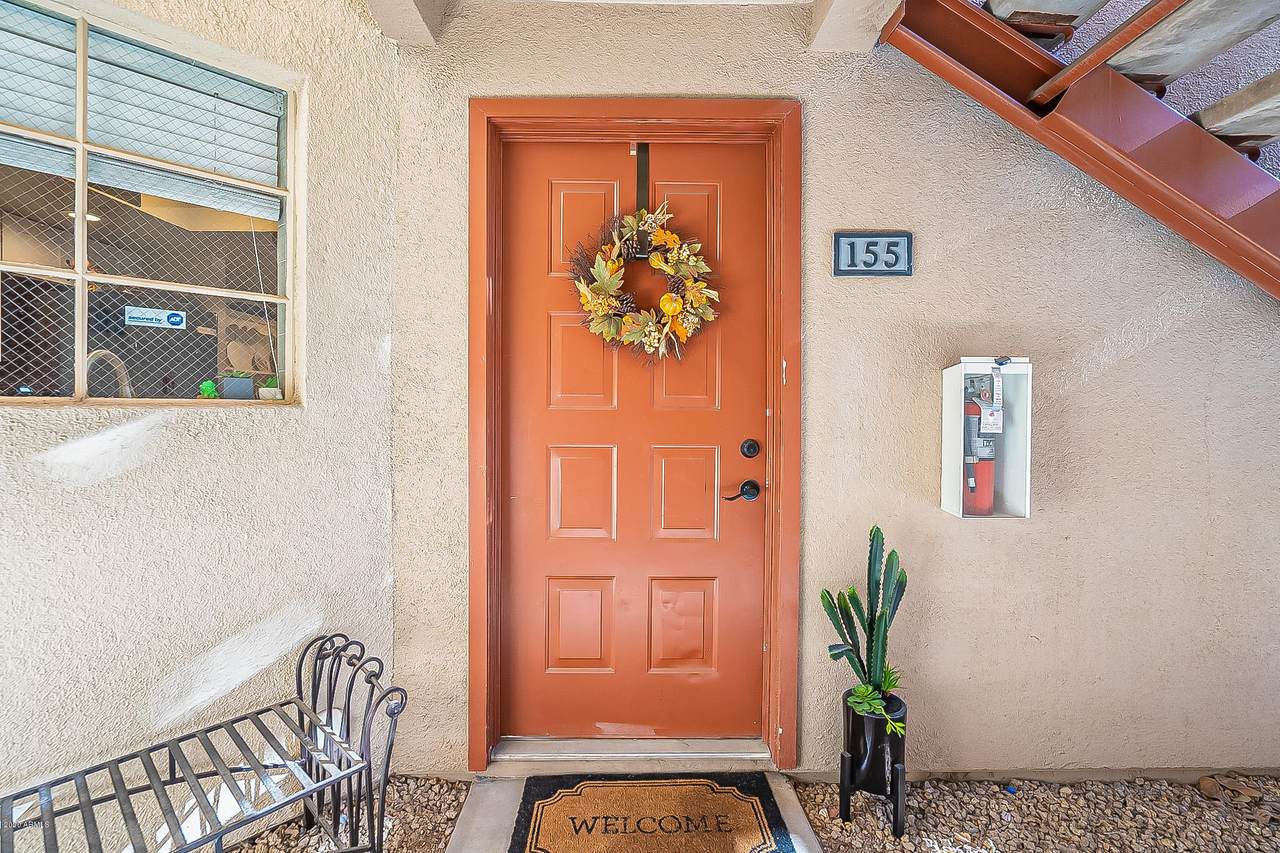 4850 Desert Cove Avenue - Photo 1