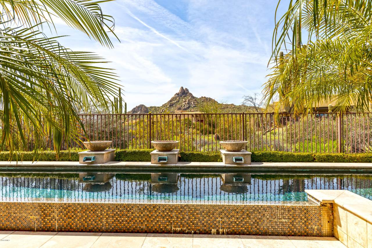 10585 Crescent Moon Drive - Photo 1