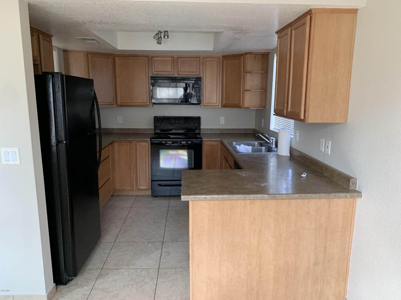 925 Longmore Street - Photo 1