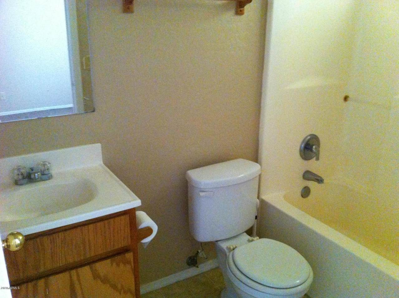 507 10TH Avenue - Photo 1