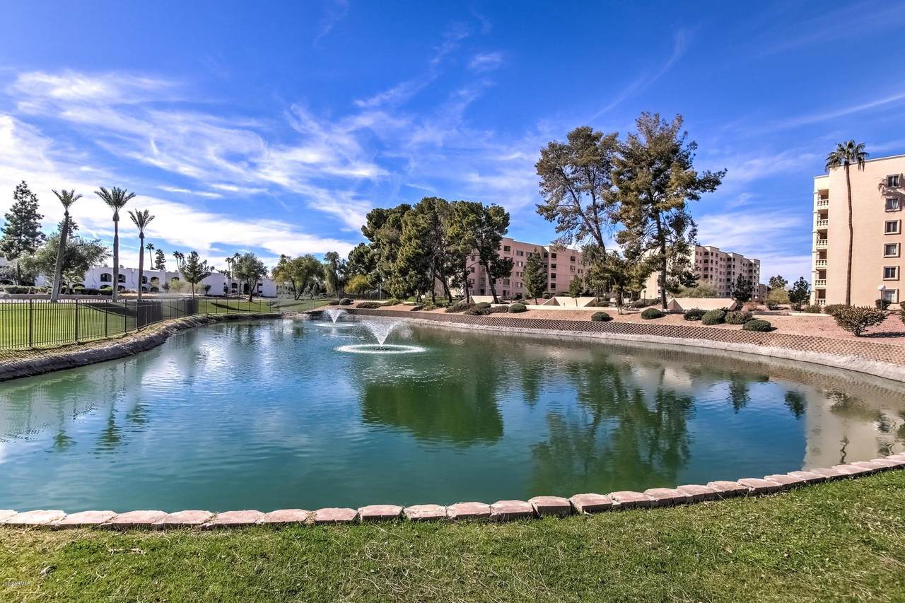 7920 Camelback Road - Photo 1